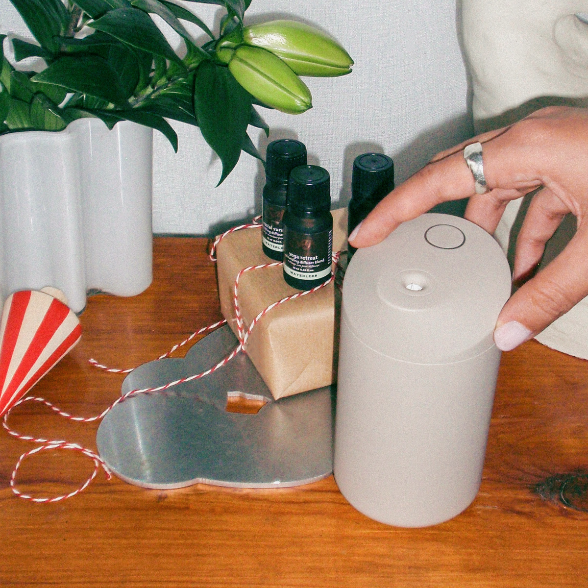 Aroma Oasis Essential Oil Diffuser - Ultrasonic Humidifier for Home, Office & Spa - Perfect for Aromatherapy, Relaxation & Better Sleep