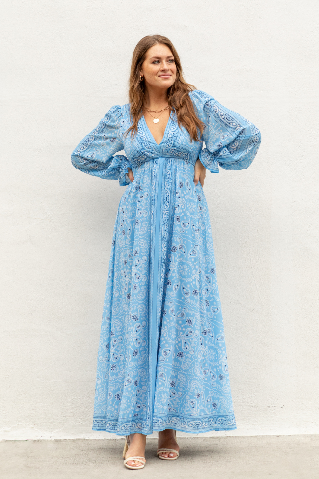 It's On Me Blue Bandana Print Maxi Dress - Flowy Summer Dress for Women, Beach Cover Up, Boho Chic Outfit, Perfect for Vacations & Outdoor Events