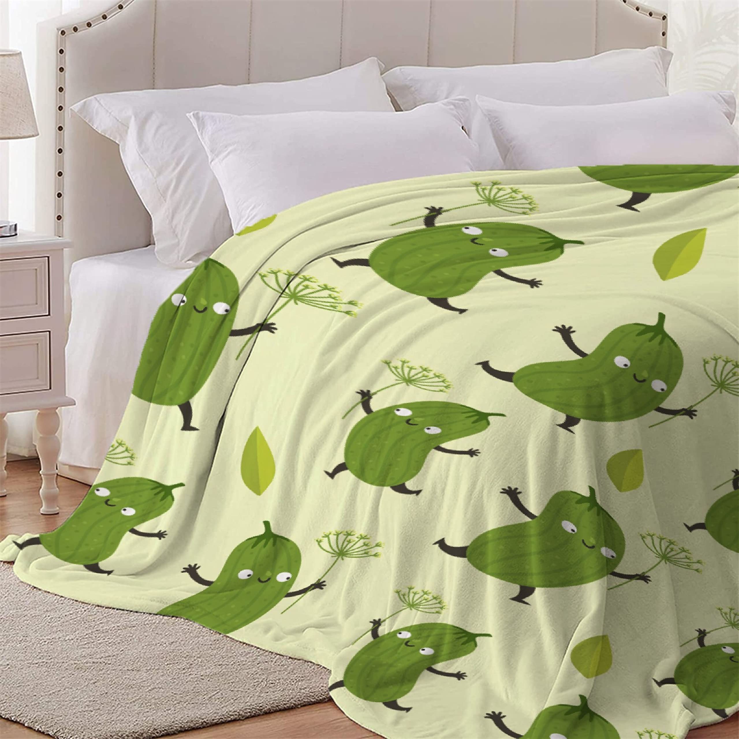 Pickle Throw Blanket - Ultra Soft Flannel Fleece Blanket | Perfect Gift Idea | Plush Lightweight Cozy Blanket for Couch, Sofa & Bed | All-Season XL 120x90 inches | Great for Family Movie Nights, Camping & Home Decor