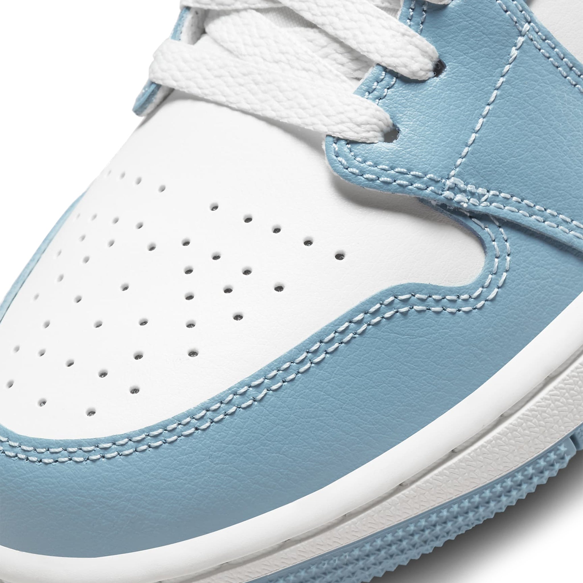 Air Jordan 1 Mid UNC Women's Basketball Shoes 2022 Edition - Perfect for Casual Wear, Street Fashion & Sneaker Collection