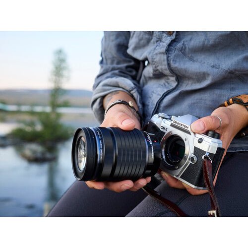 OM SYSTEM OM-5 Mirrorless Camera with 12-45mm f/4 PRO Lens (Silver) - Perfect for Travel, Vlogging & Outdoor Photography