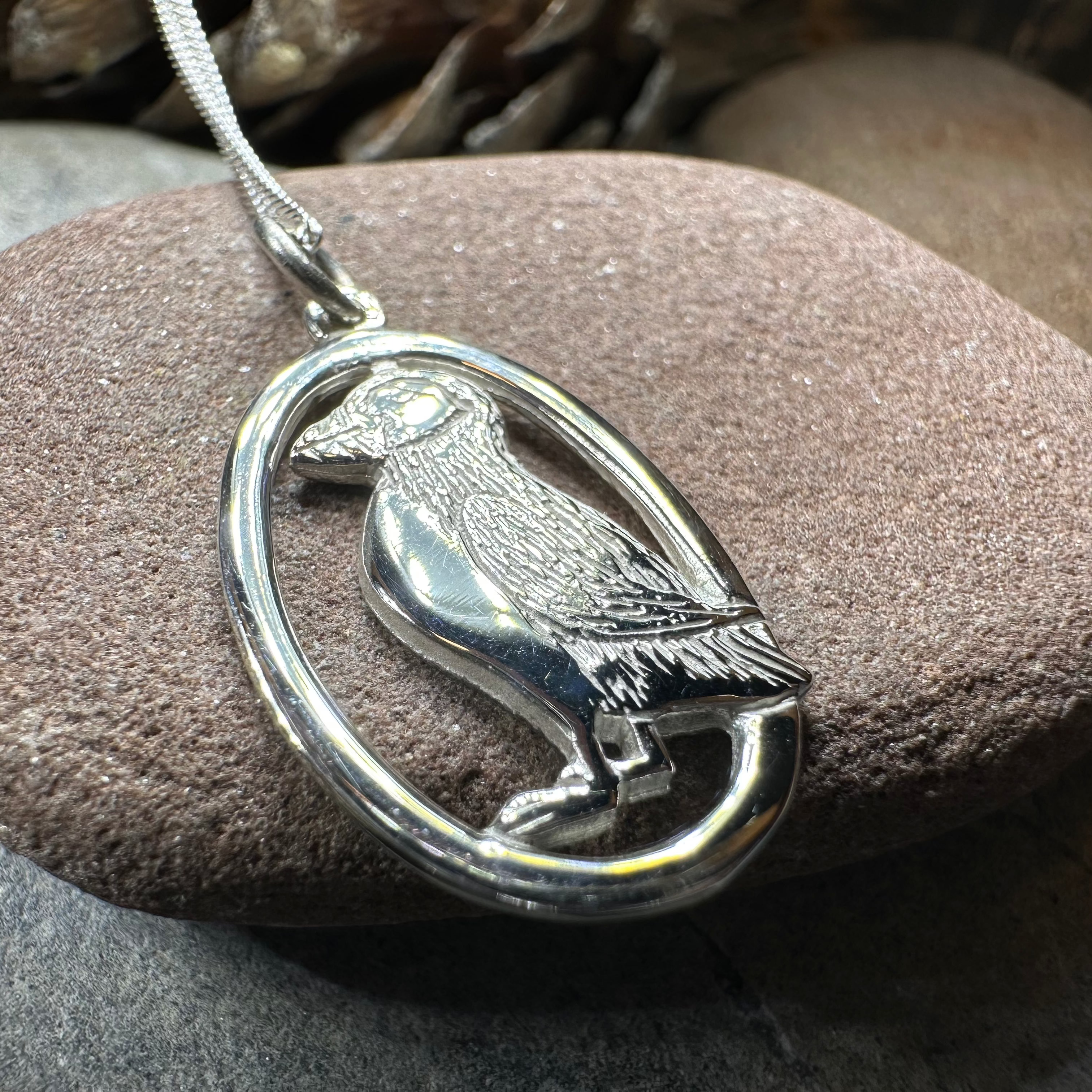 Buthaid Puffin Necklace - Elegant Handmade Bird Pendant Jewelry for Women - Perfect Gift for Nature Lovers, Birthday & Anniversary - Wear to Beach Vacations, Outdoor Adventures & Casual Outings