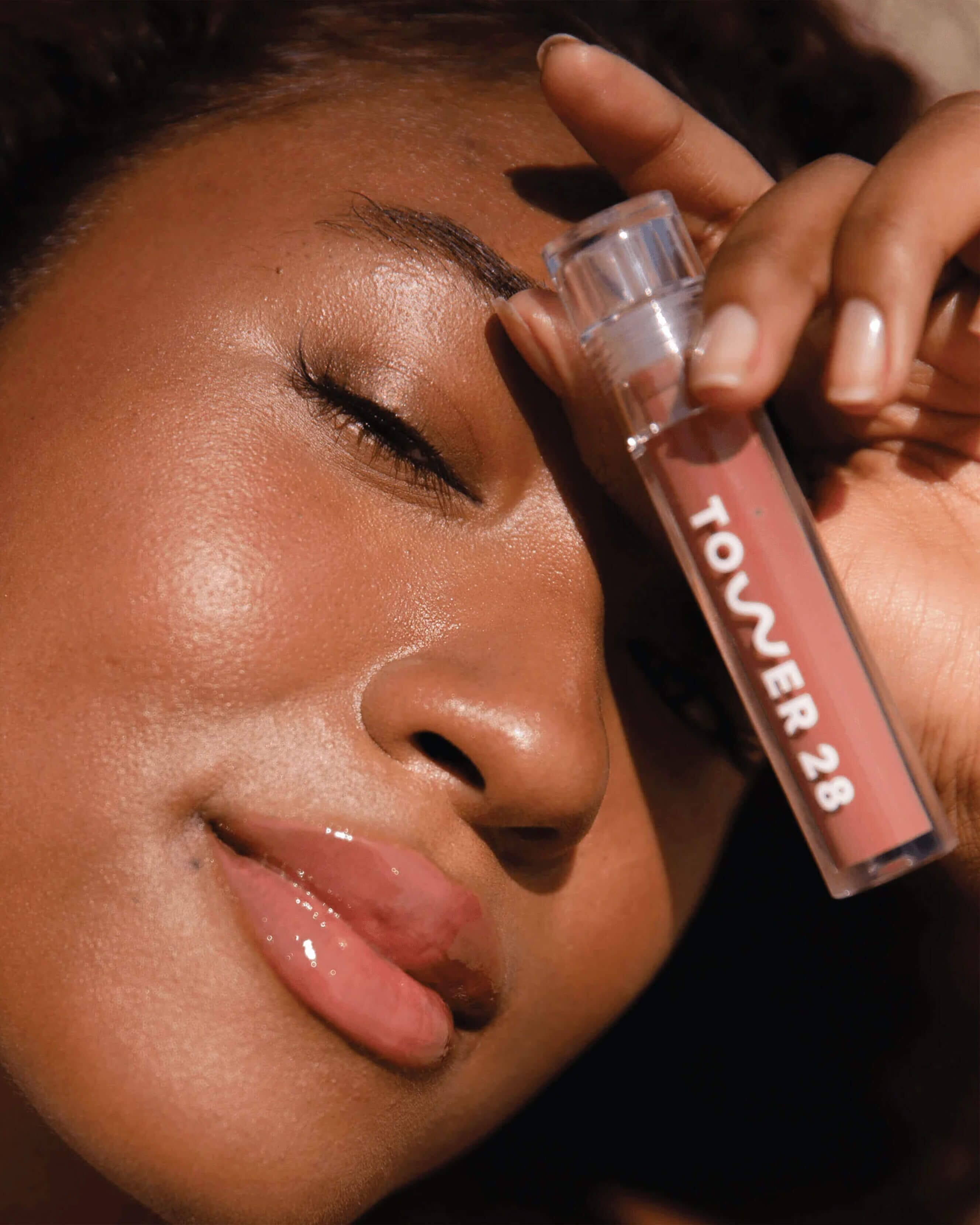 ShineOn Lip Jelly - Hydrating Glossy Lip Balm with Vitamin E | Moisturizing & Plumping Effect | Perfect for Daily Wear, Date Night & Makeup Looks