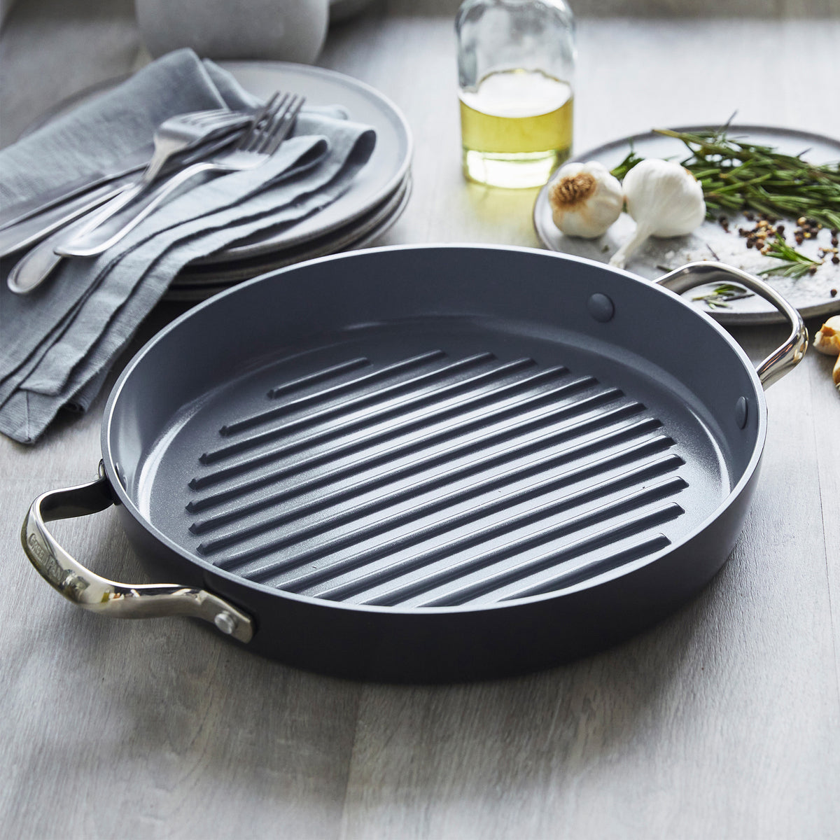 Valencia Pro Ceramic Nonstick 19-Piece Cookware Set - Non-Toxic PFOA-Free Pots and Pans Set for Healthy Cooking - Perfect for Induction, Gas & Electric Stoves - Ideal for Frying, Boiling & Sauteing in Modern Kitchens