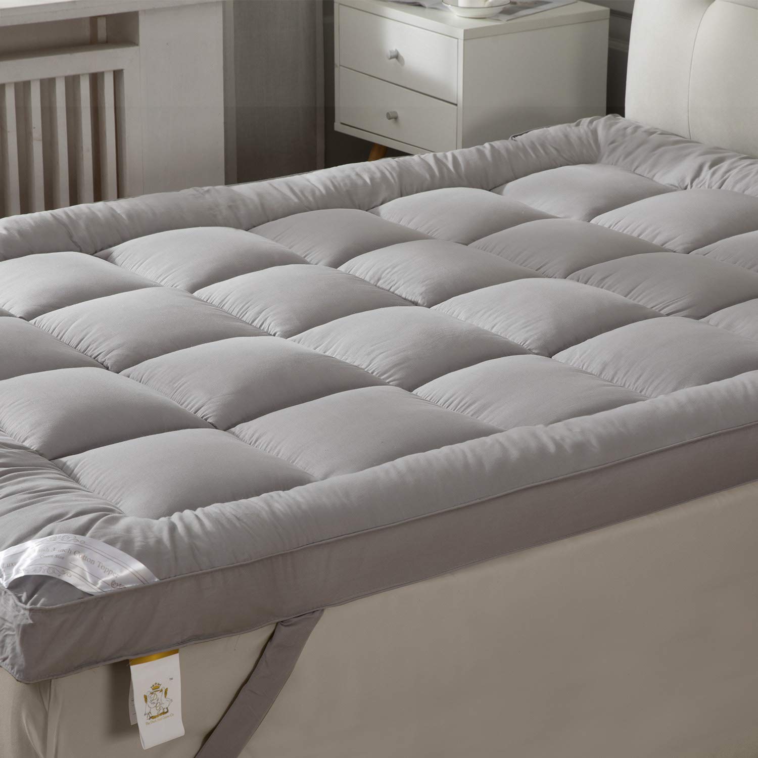 Soft Pillow Top Mattress Topper King Size - Extra Thick Plush Bed Topper for Firm Mattress with 100% Cotton Cover, Relieves Back Pain, Fits 6”-22” Mattress (Grey) - Perfect for Side Sleepers & Pressure Relief in Master Bedroom