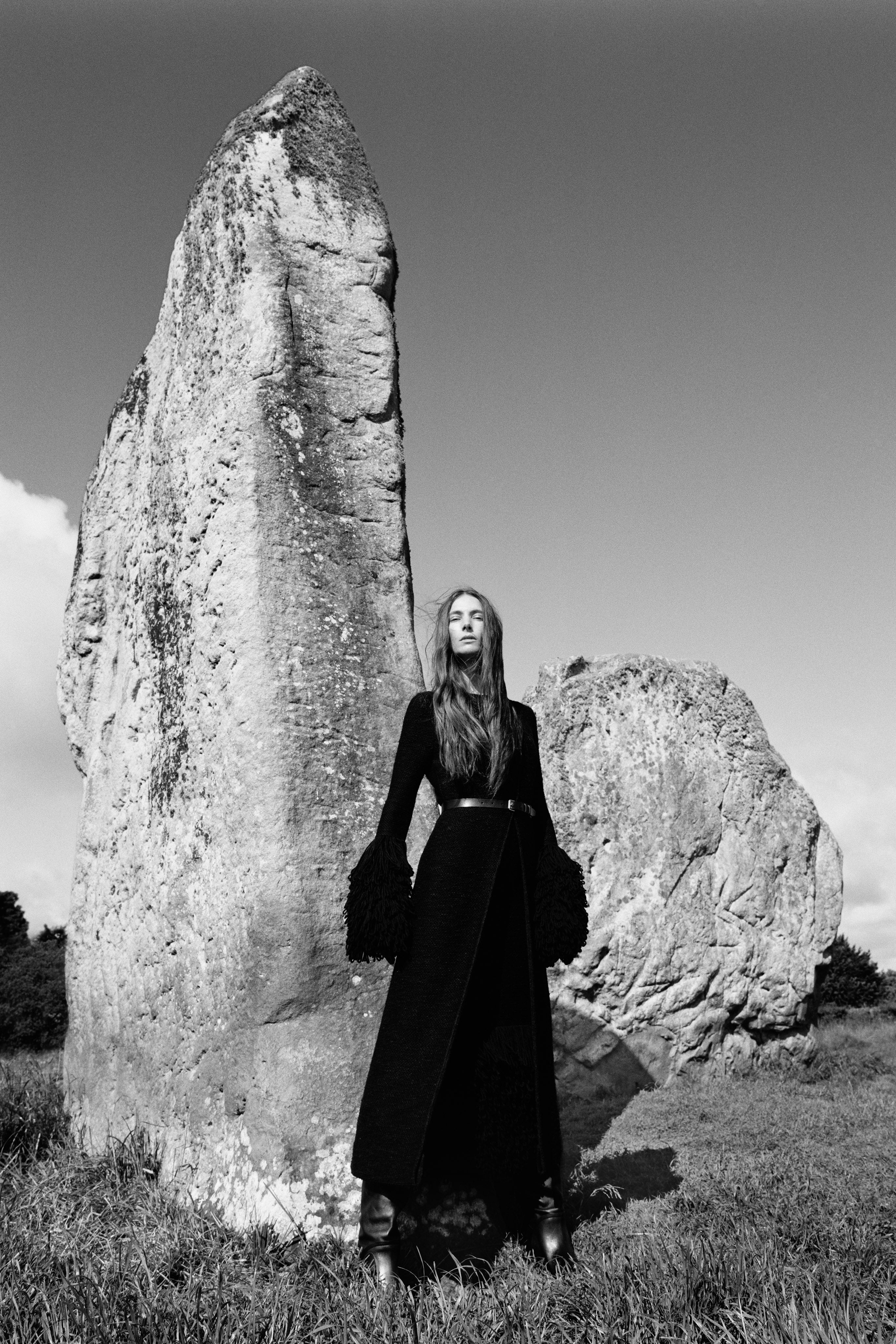 Luxury Black Cashmere Silk Knit Coat for Women - Elegant Winter Outerwear for Office, Travel & Special Occasions