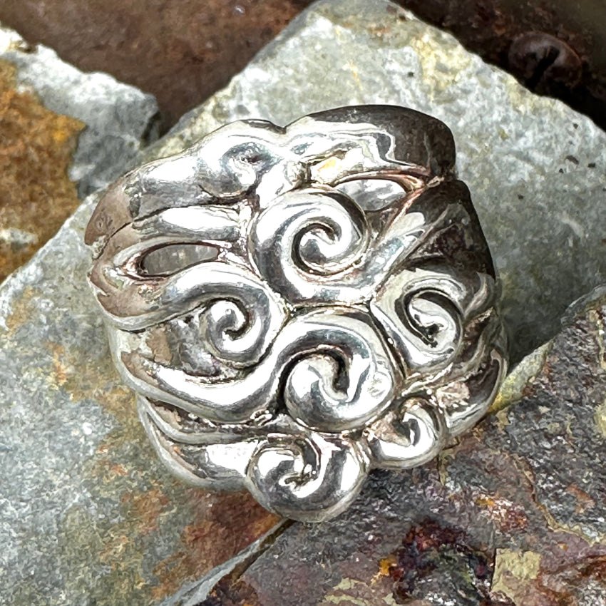 Elegant Swirling Sterling Silver Ring Size 11 - Perfect for Weddings, Anniversaries & Special Occasions