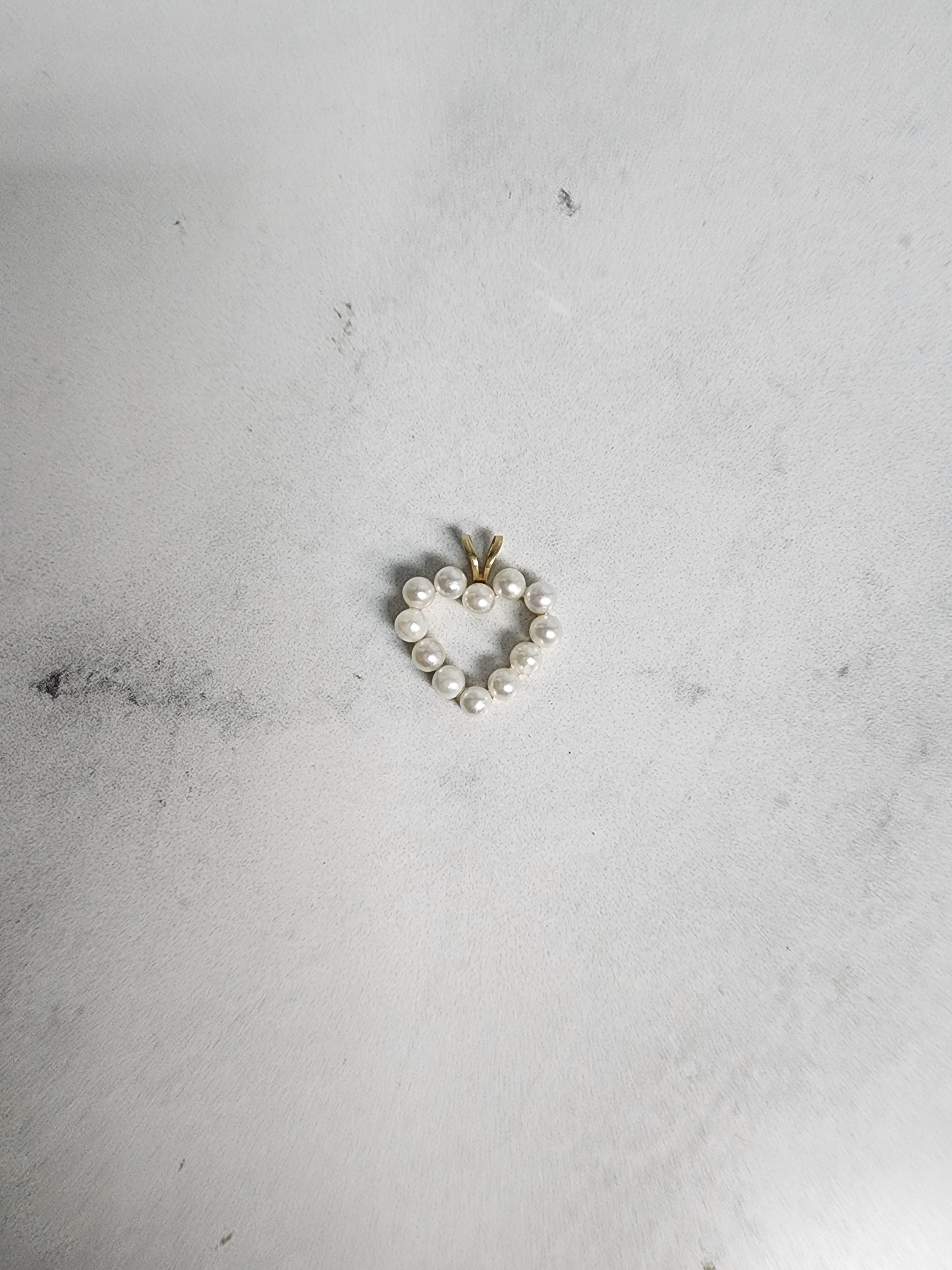 14K Yellow Gold Dainty Pearl Heart Necklace for Women - Elegant Gift for Valentine's Day, Anniversary & Special Occasions