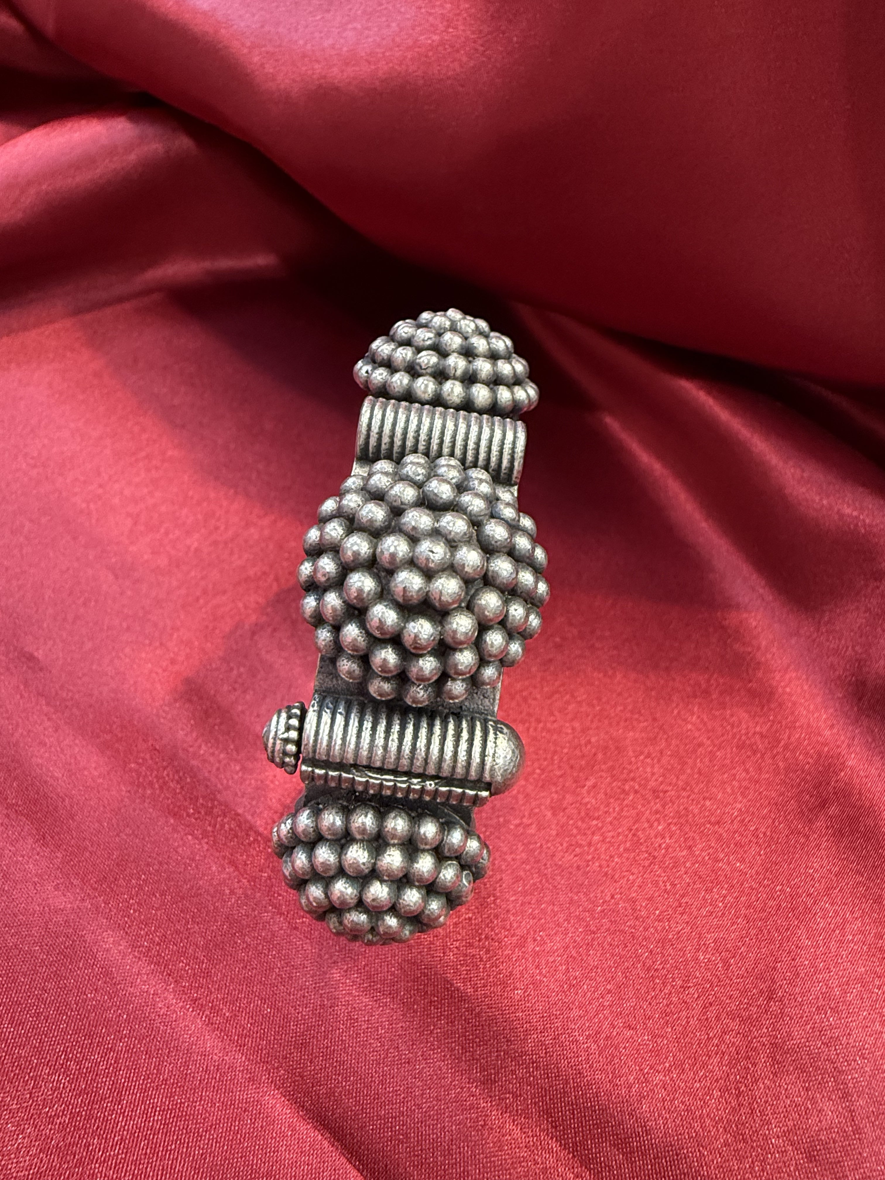 Elegant Tribal Oxidized Silver Ethnic Open Flower Design Kada Cuff Bracelet for Women - Boho Chic Handmade Jewelry for Festivals, Weddings & Special Occasions