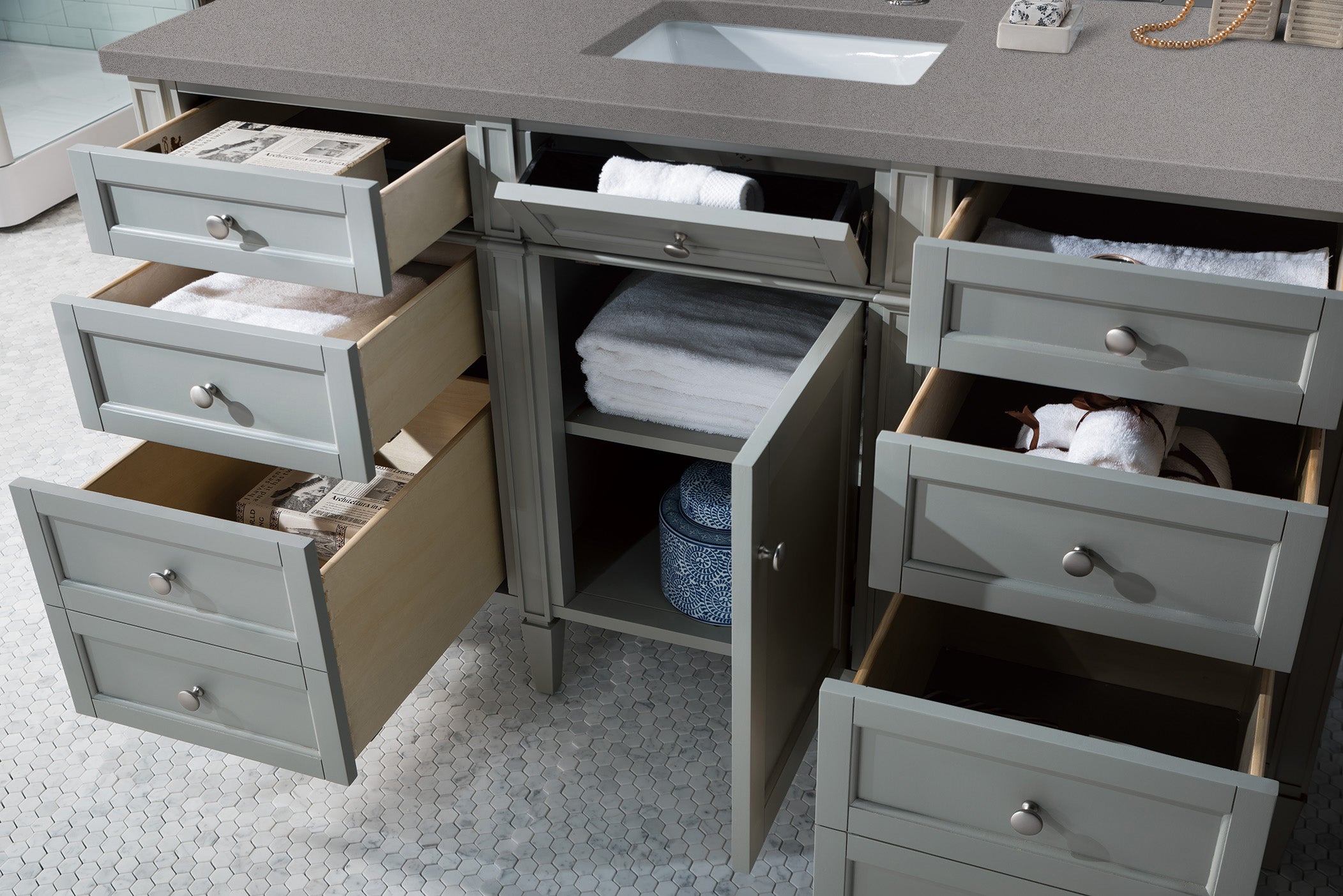 Brittany 60-Inch Urban Gray Single Bathroom Vanity with 3CM Grey Expo Quartz Countertop - Perfect for Modern Master Bathrooms & Powder Rooms