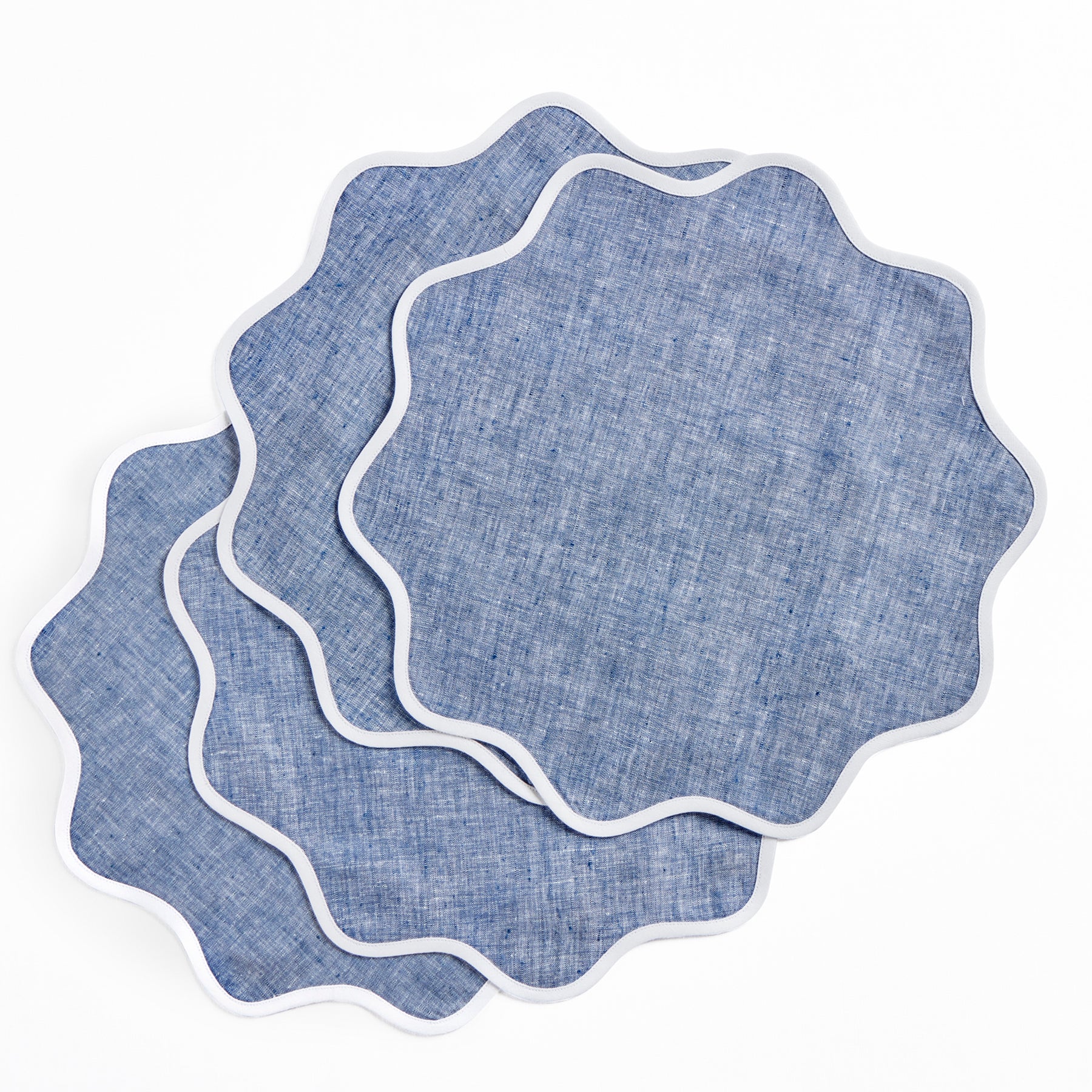 Giselle Scallop Edge Placemats Set of 4 - Elegant Round Table Mats for Dining, Kitchen, Party & Home Decor