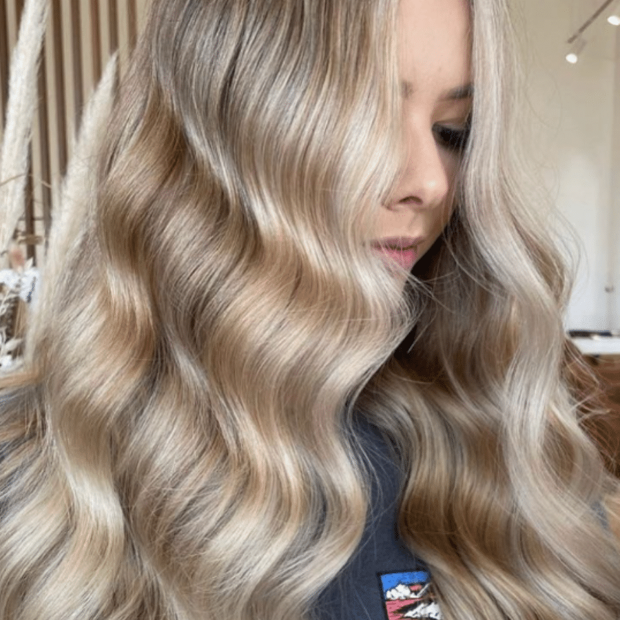 Muvo Creamy Blonde Shampoo for Blonde & Highlighted Hair - Purple Toning Shampoo to Neutralize Brassiness & Brighten Blonde Hair - Perfect for Daily Use & Salon-Quality Results at Home