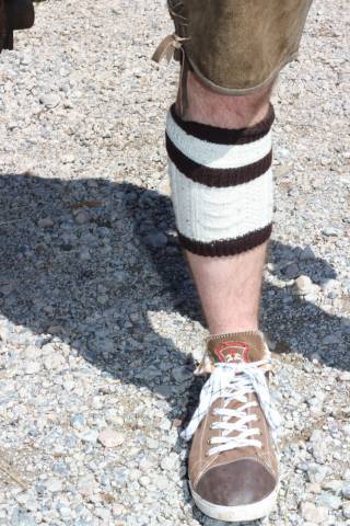 Alpen Schatz™ Traditional Bavarian Men's Socks for Lederhosen - Authentic German Oktoberfest & Alpine Hiking Socks for Comfort & Style