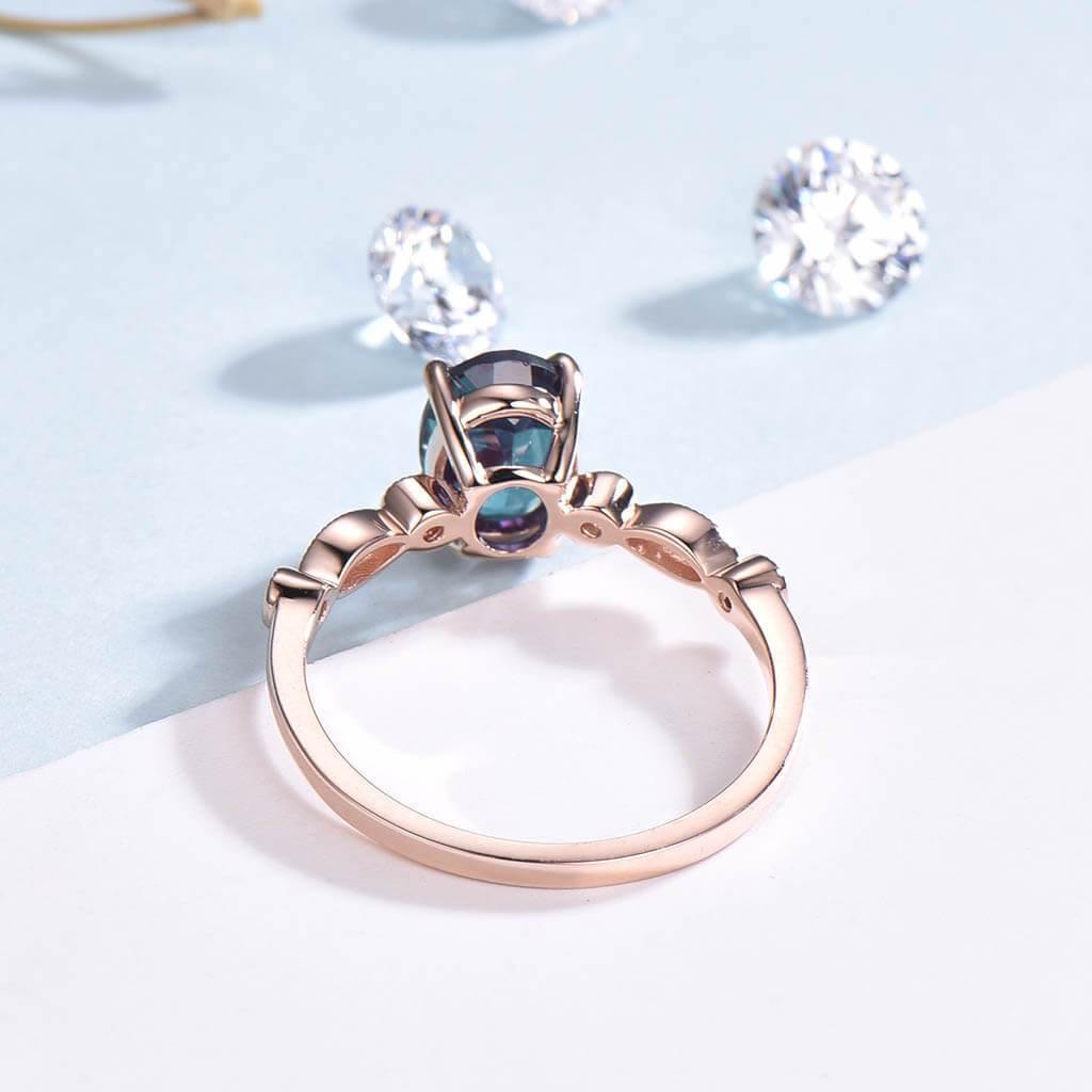 Exquisite Art Deco Alexandrite & Diamond Engagement Ring – Vintage Inspired Bridal Tiara for Weddings & Special Occasions