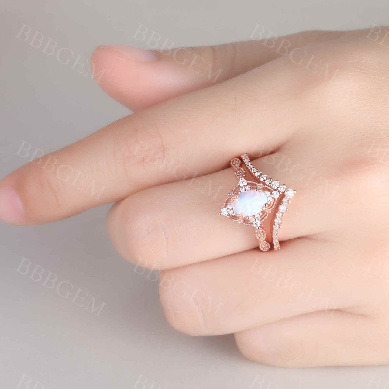 Vintage Art Deco Opal Bridal Ring Set - Oval Opal Engagement Ring with Rose Gold & Diamonds - Wedding & Anniversary Gift for Her - Perfect for Proposals, Bridal Jewelry & Special Occasions