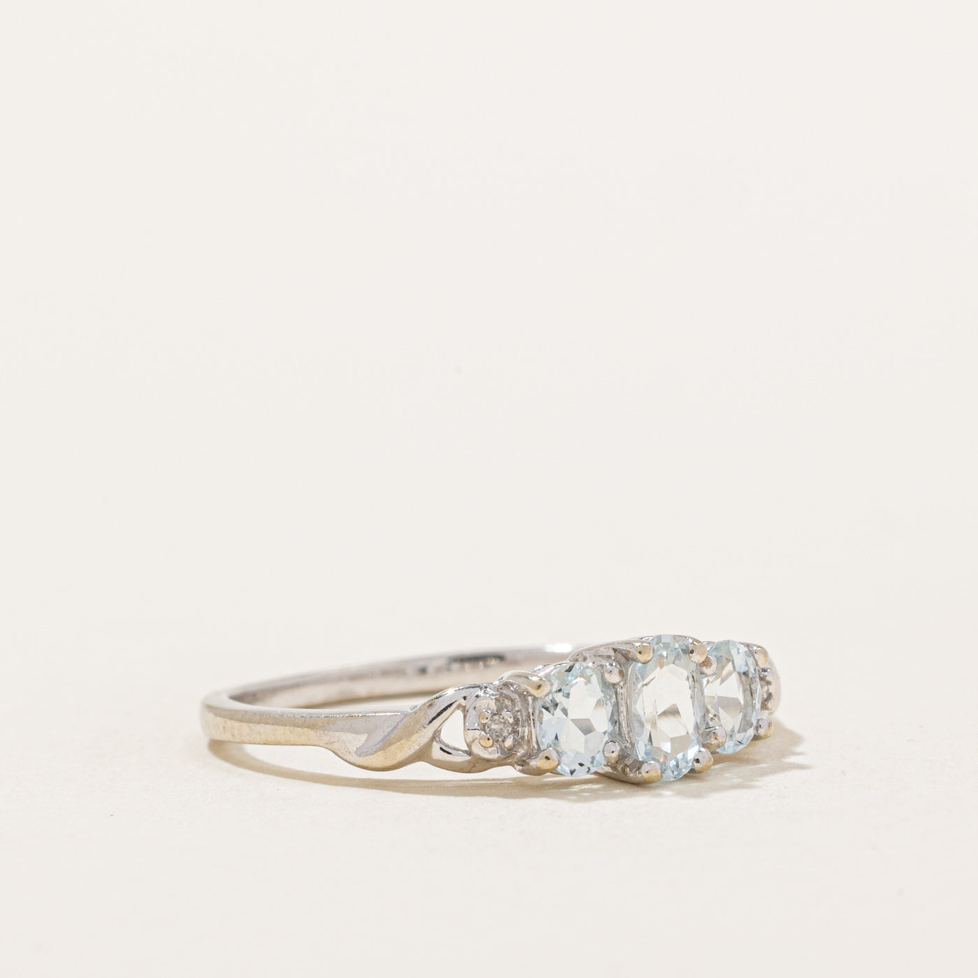 Elegant Aquamarine and Diamond Ring - 0.35ctw Gemstone with 0.01ctw Diamonds - Size 6.75 - Perfect for Engagement, Anniversary & Special Occasion Gifts