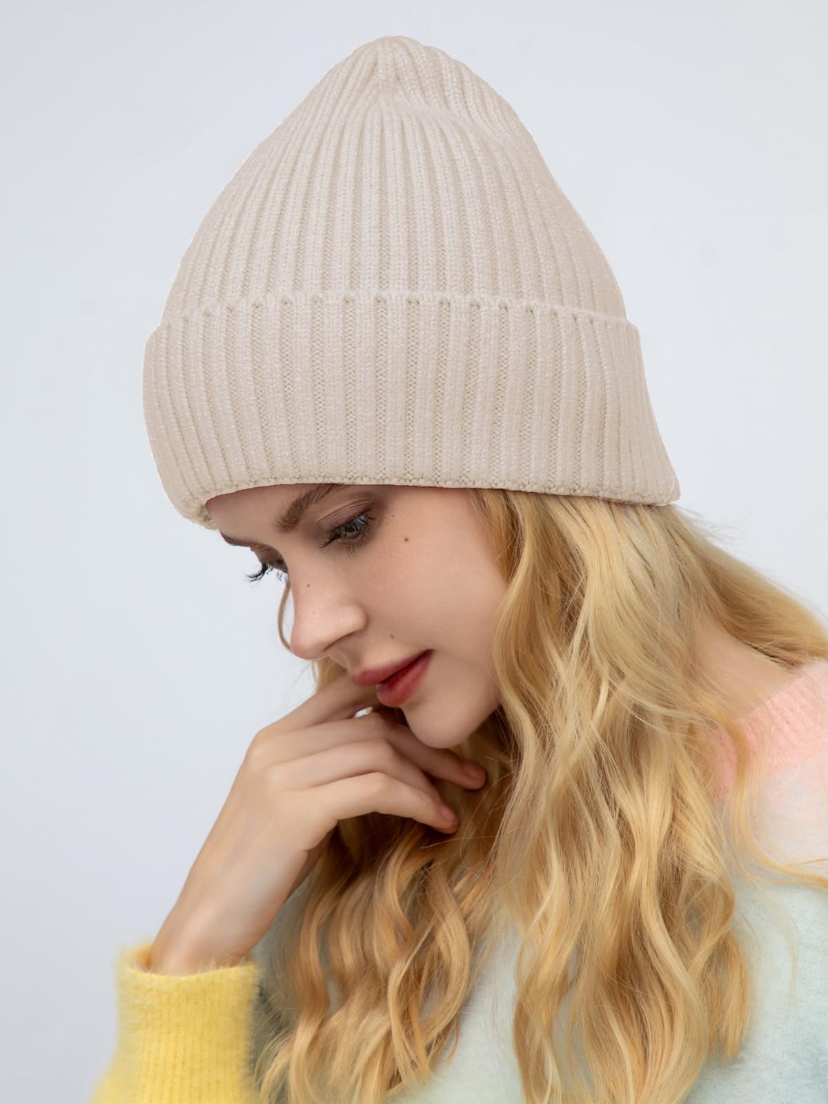 ROYBENS Unisex Wool Knit Beanie with Satin Lining - Warm Winter Hat for Men & Women, Soft Cuffed Skull Cap, Fisherman Style - Perfect for Outdoor Activities, Skiing, Snowboarding and Cold Weather Protection