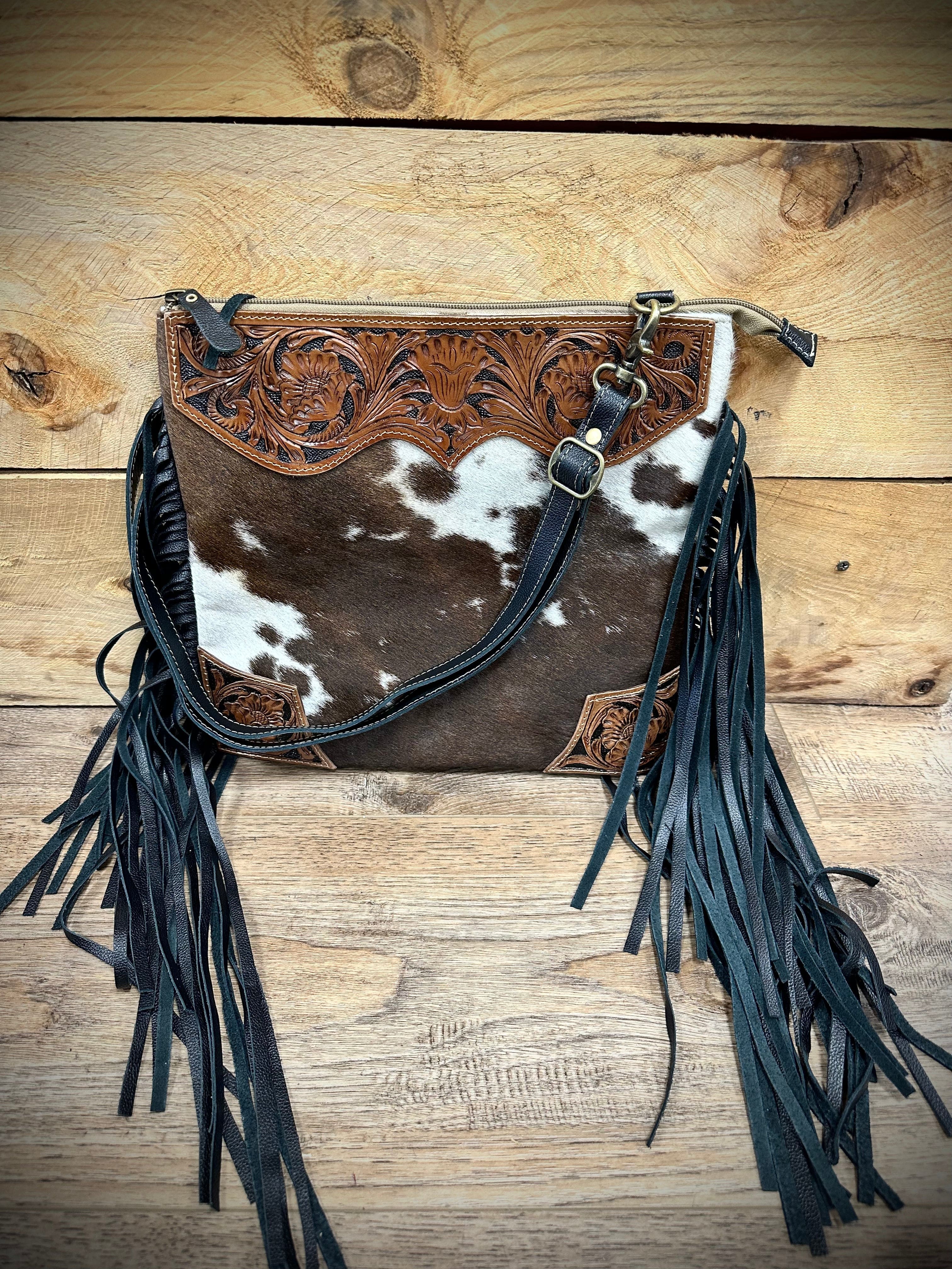 Handmade Leather Fringe Purse for Women - Genuine Leather Crossbody Bag with Bohemian Style - Perfect for Casual Outings, Music Festivals & Everyday Use
