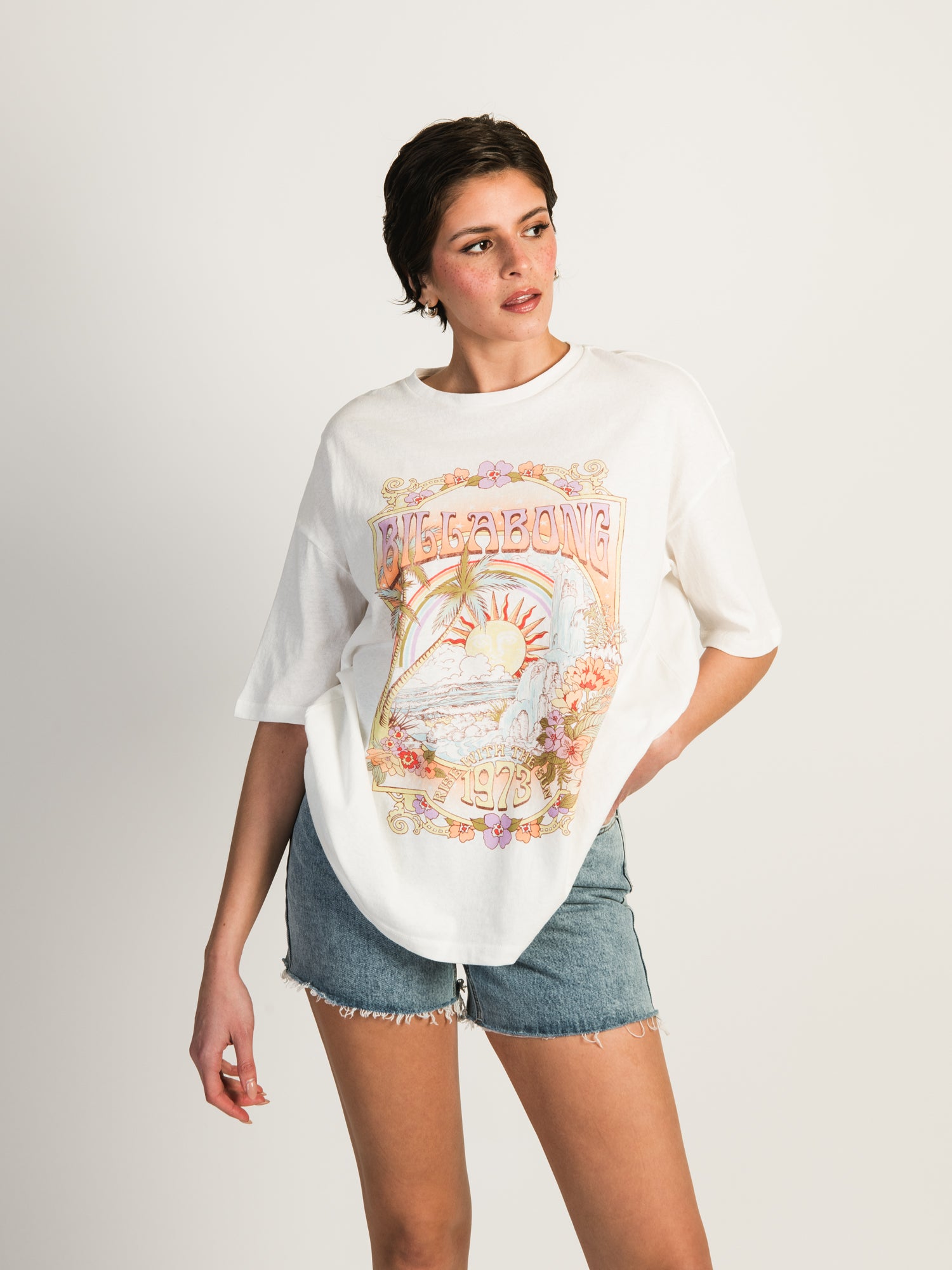 BILLABONG Golden Hour T-Shirt - Stylish & Comfortable Men's Graphic Tee for Beach, Surfing & Casual Wear