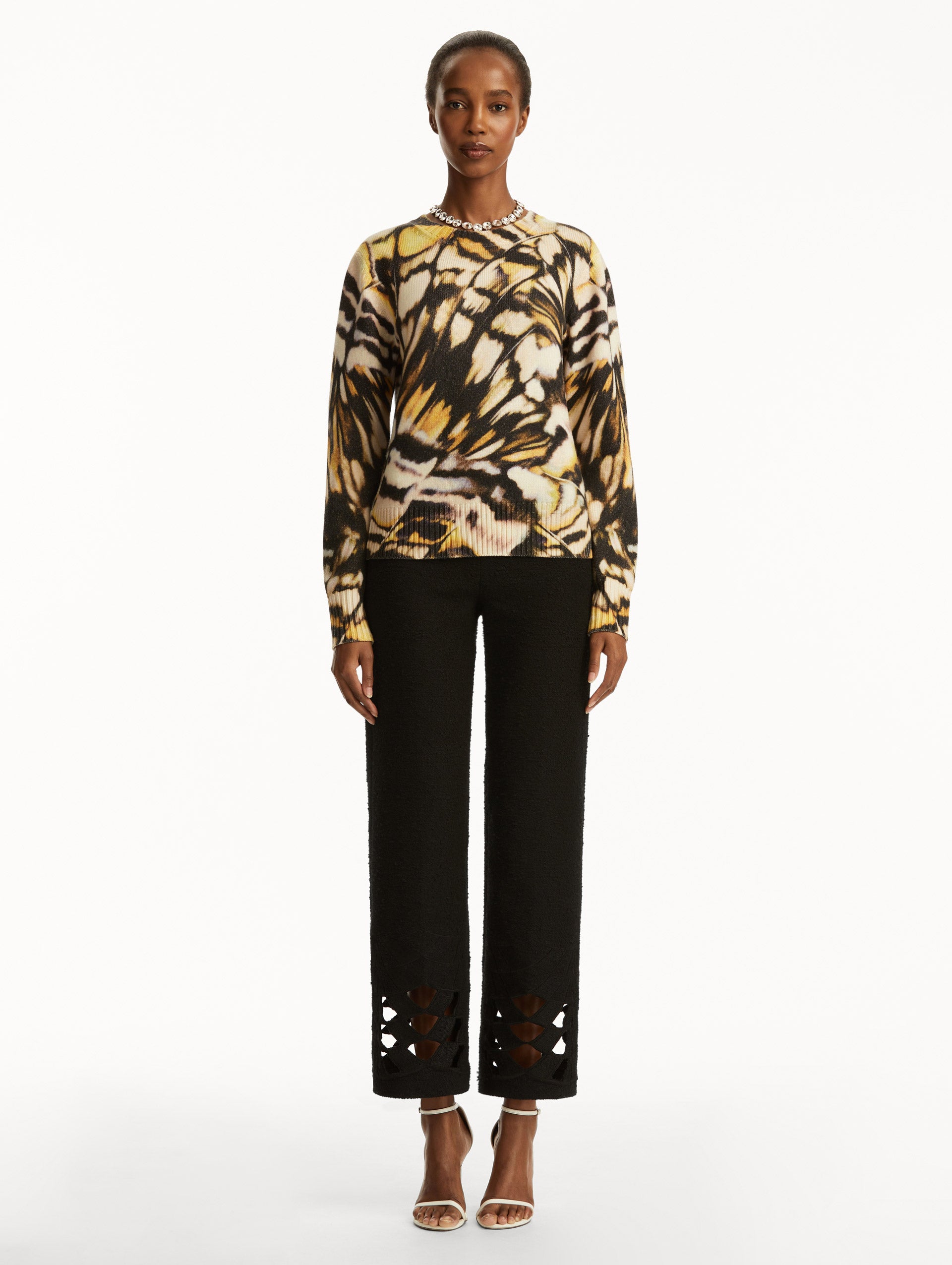 Abstract Butterfly Printed Pullover Sweatshirt - Women's Casual Loose Fit Hoodie for Streetwear & Loungewear | Perfect for Everyday Wear, Yoga, and Coffee Dates