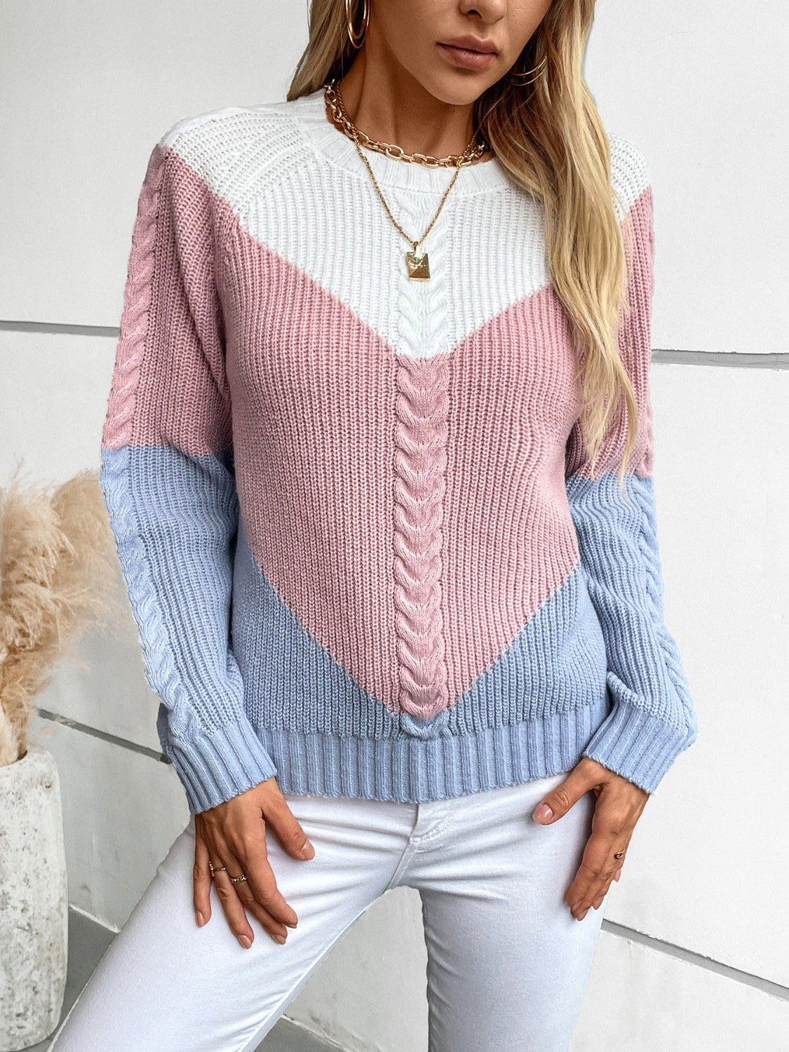 Color Block Round Neck Long Sleeve Sweater for Women - Soft Knit Pullover Winter Tops - Casual Office Wear & Holiday Outfits