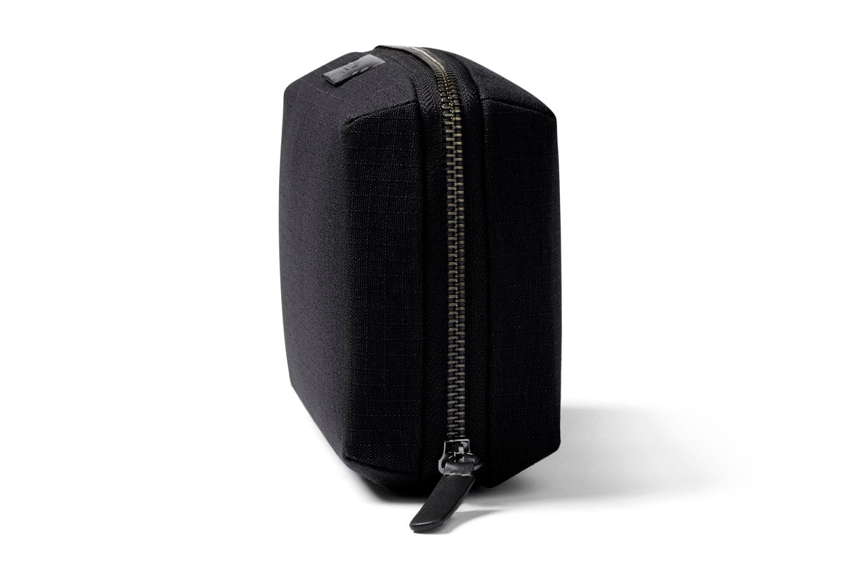 Bellroy Tech Kit - Premium Travel Organizer for Cables, Chargers & Accessories | Perfect for Business Trips, Commuting & Daily Use