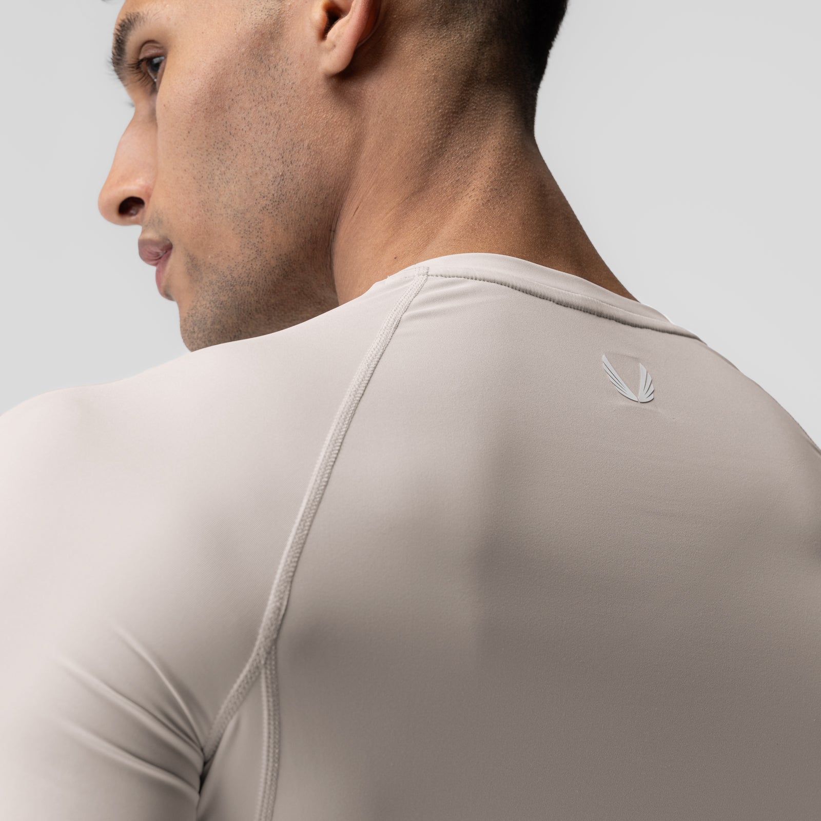 WarpFlexx Lite™ Half Sleeve Baselayer - Moisture Wicking Thermal Underwear for Men & Women | Perfect for Hiking, Running & Cold Weather Activities