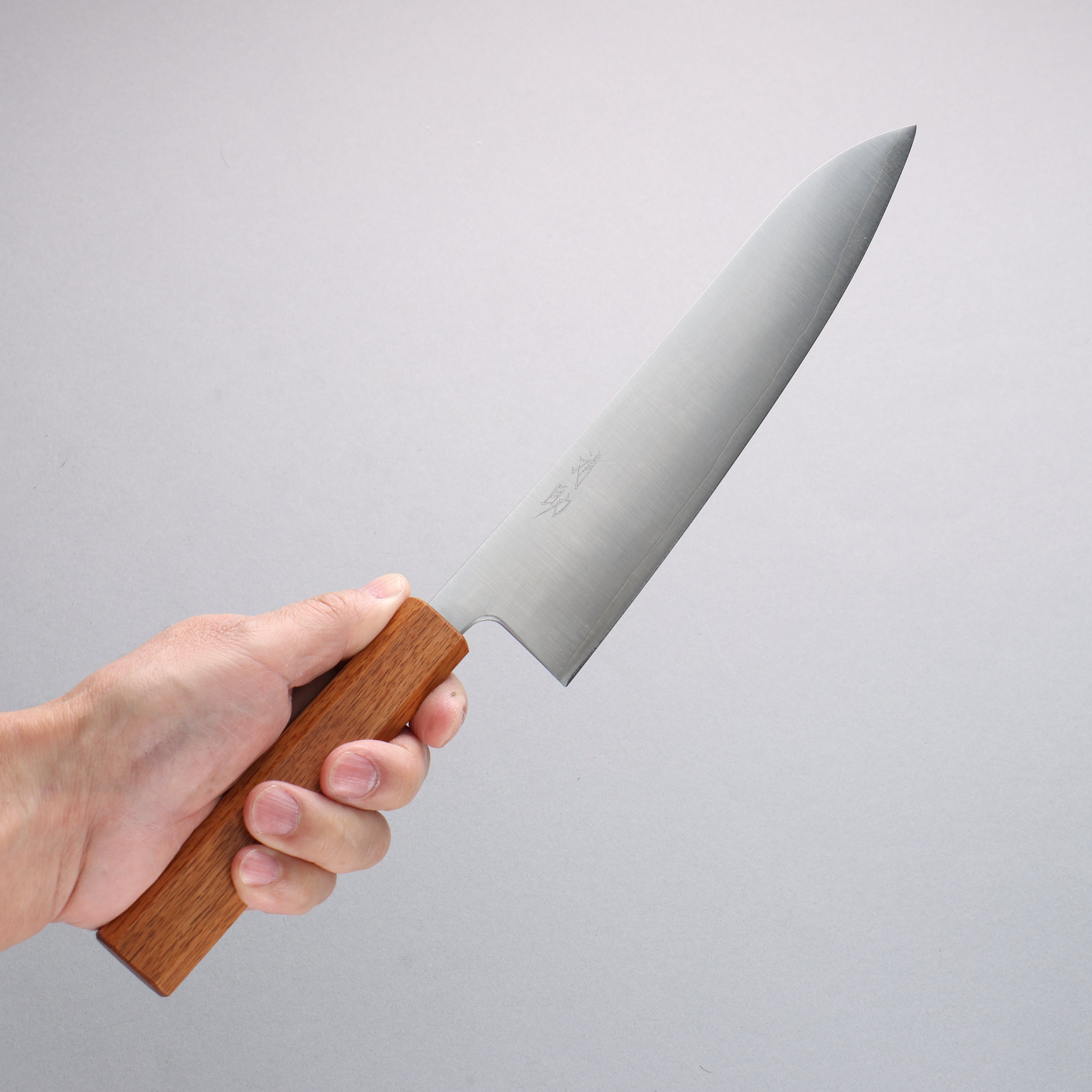 Premium Seisuke Silver Steel No.3 Gyuto Chef Knife 210mm - Japanese Migaki Polish Finish with White Oak Handle - Perfect for Sushi, Meat Slicing & Professional Kitchen Use