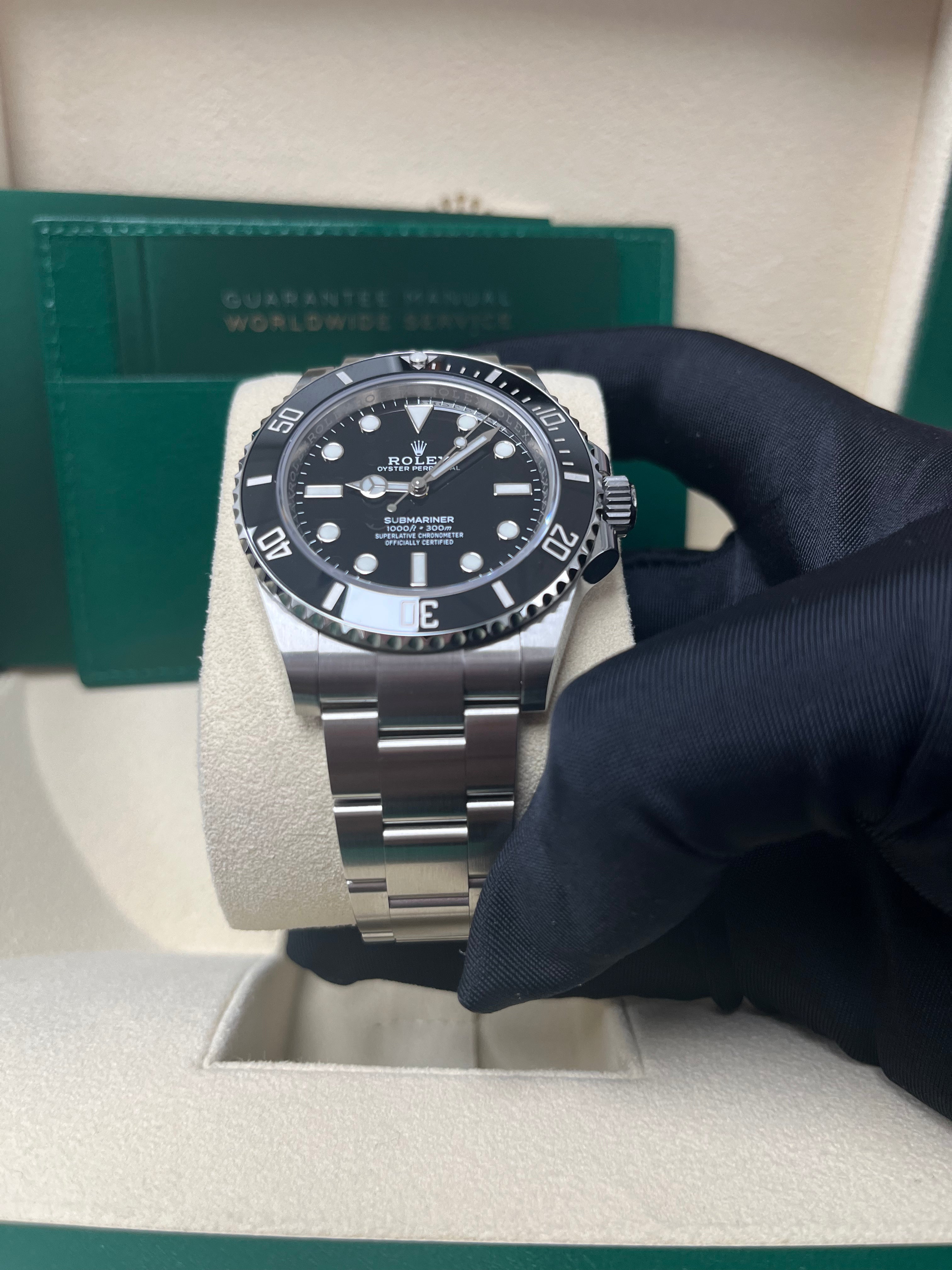 Rolex Submariner No Date 124060 Men's Luxury Watch - Black Dial Stainless Steel Dive Watch for Professional Scuba Diving & Everyday Wear