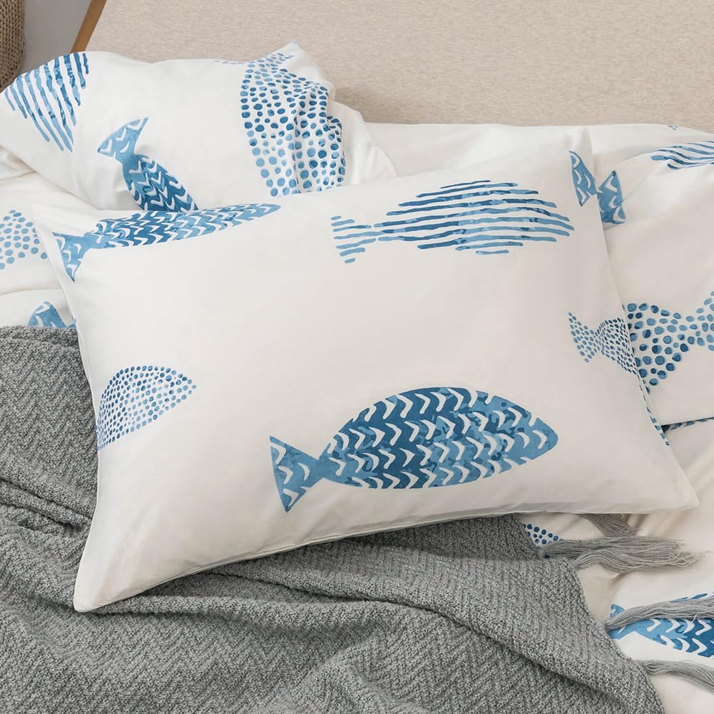 Coastal Duvet Cover Queen Set - 3 Piece Soft Lightweight Microfiber Bedding in Nautical Ocean Blue | Includes 1 Duvet Cover with Zipper Closure & 2 Pillowcases | Perfect for Beach House, Guest Room or Coastal Themed Bedroom Decor