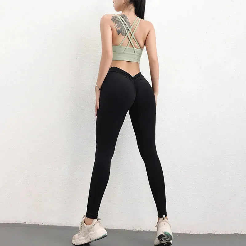 SOISOU Women's Nylon Yoga Set - Gym Tracksuit with Removable Chest Pad & V-Shaped Hip Support - High Waist Workout Leggings & Sports Bra - Perfect for Yoga, Pilates, Gym & Running