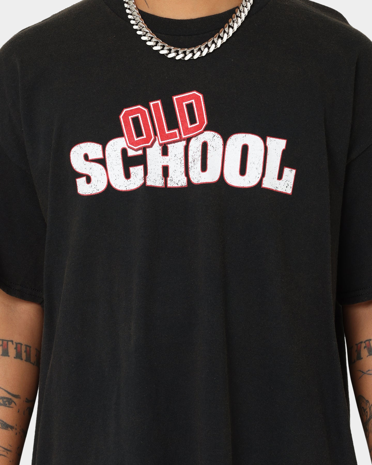 Vintage Old School T-Shirt - Black Wash Distressed Retro Tee for Men & Women | Perfect for Casual Wear, Street Style & 90s Fashion Outfits