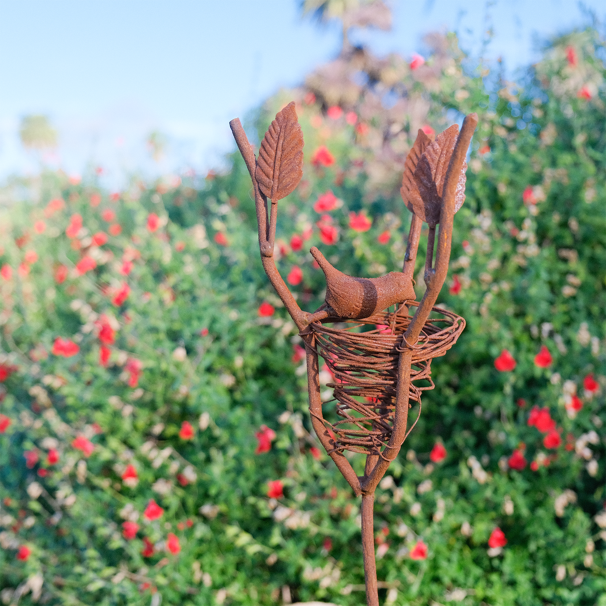 Natural Bird Nesting Stake W3382SM - Attract Wild Birds to Your Garden for Safe Nesting | Perfect for Backyard Birdwatching & Wildlife Habitat Enhancement
