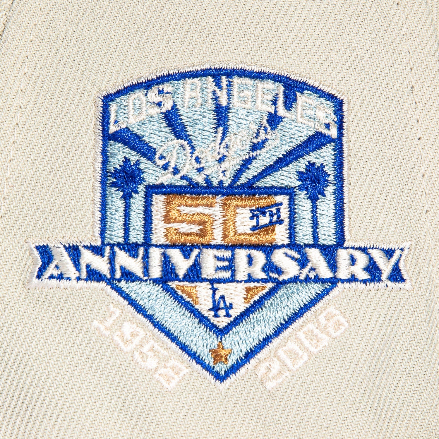 New Era 59Fifty Flawless Script Los Angeles Dodgers 50th Anniversary Patch Hat - Stone & Royal Blue - Official MLB Baseball Cap for Men & Women - Perfect for Games, Collecting & Streetwear Fashion
