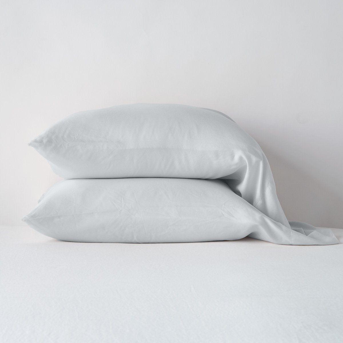 Premium Madera Luxe Pillowcase (Single) - 100% Organic Cotton Cooling Pillow Cover for Hot Sleepers - Perfect for Bedroom, Hotel, Travel & Home Decor