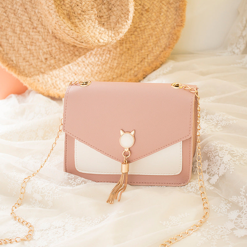 Stylish Small Crossbody Bags for Women with Cat Lock & Chain - Fashionable Messenger Purse for Daily Use, Travel & Shopping