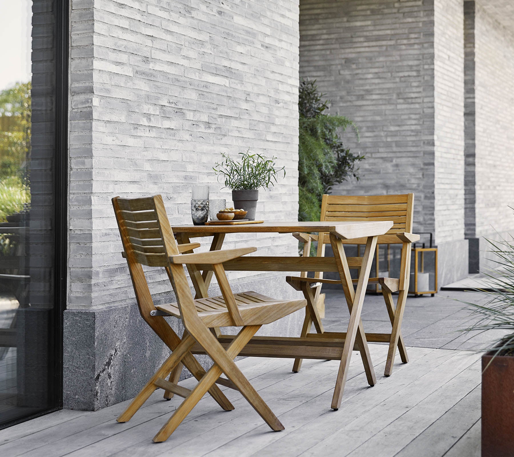 Foldable Flip Table - Compact & Portable Folding Table for Small Spaces - Perfect for Apartments, Dorms, Camping & Outdoor Use