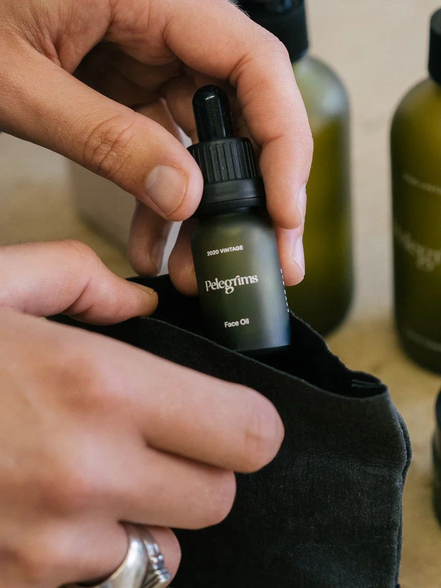 Premium Travel Set for Men & Women - Pelegrims Exploration Kit with Toiletry Bag & Accessories | Perfect for Camping, Hiking & Adventure Trips