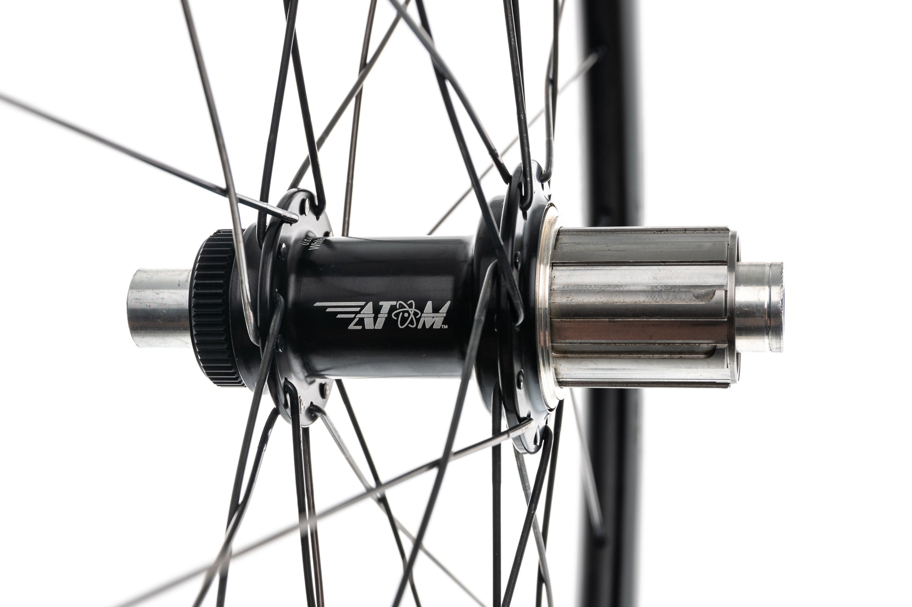 Atom CCX 38mm Carbon Tubeless 700c Wheelset - Lightweight Aero Road Bike Wheels for Racing & Endurance Cycling | Perfect for Road Racing, Triathlons & Long-Distance Rides