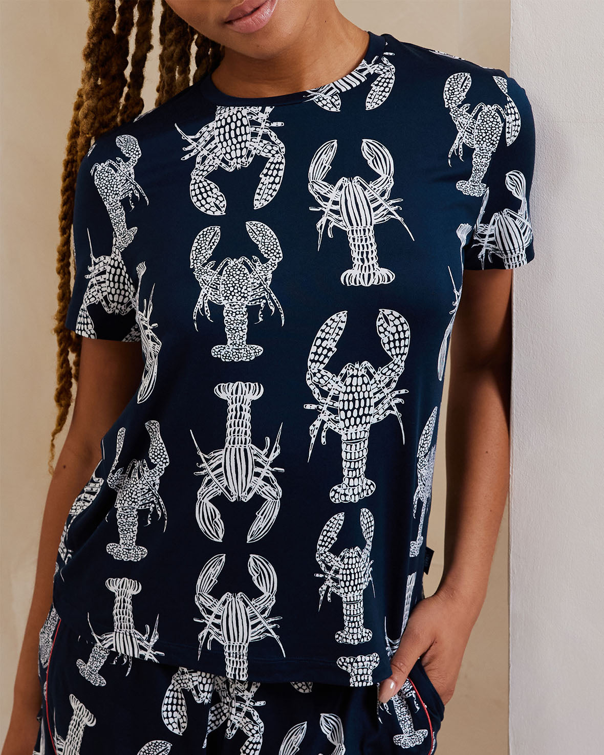 Lobster Print Short Sleeve Pajama Set for Women - Soft Cotton Sleepwear, Cute Summer Nightwear for Lounge, Vacation & Gifts