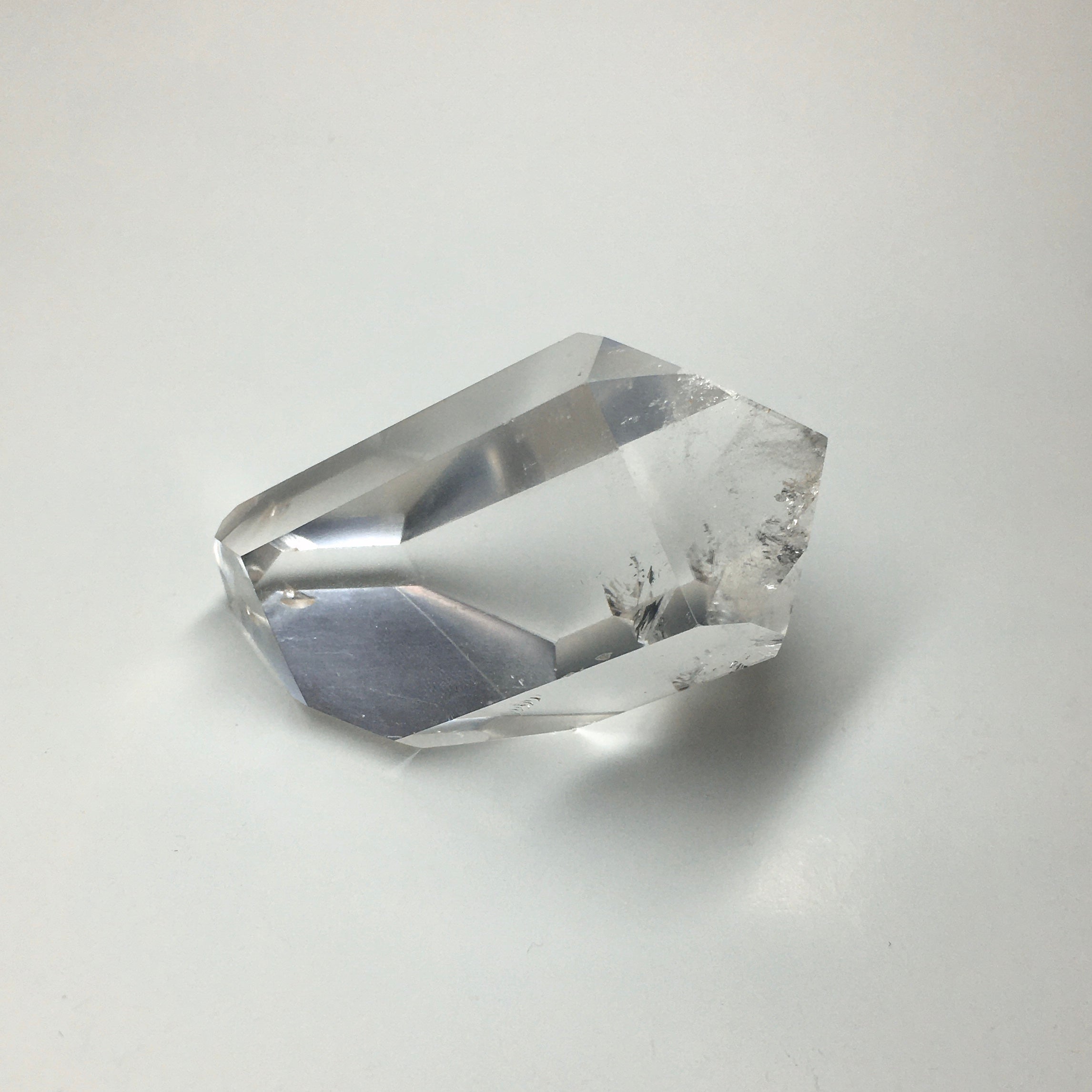 Natural Clear Quartz Double Terminated Point - Healing Crystal for Meditation, Reiki & Energy Work - Perfect for Home Decor, Yoga Space & Spiritual Gifts