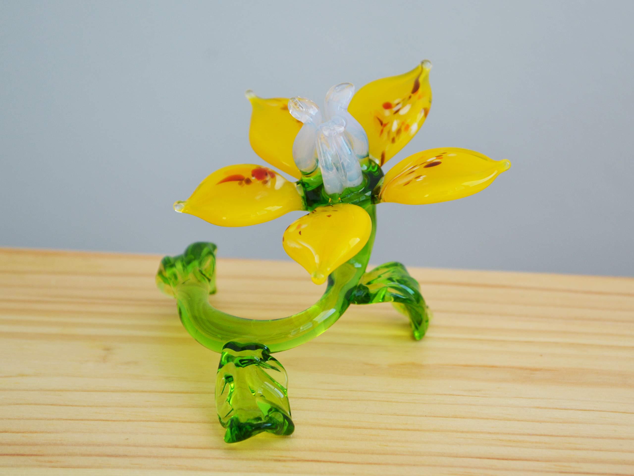 Handmade Yellow Glass Blown Flower Sculpture - Unique Art Glass Figurine for Home Decor, Garden Ornament, Wedding Gift & Party Favors | Perfect for Centerpieces, Shelf Displays & Special Occasions