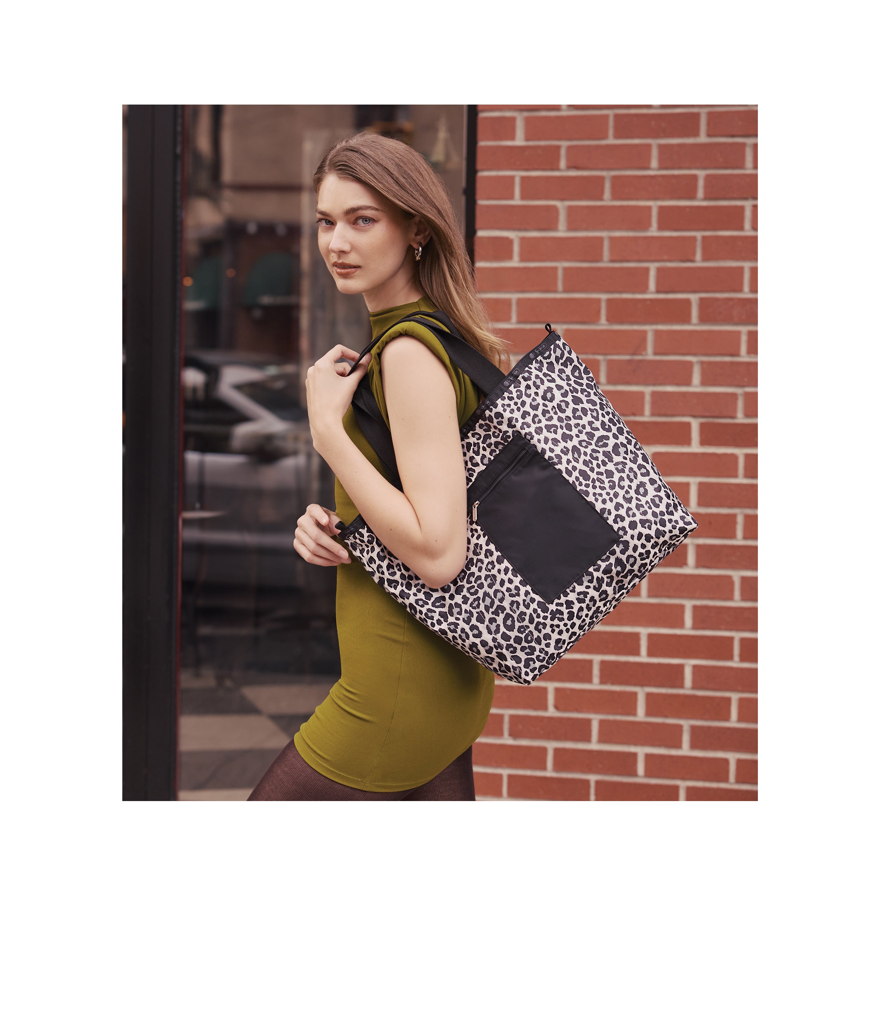 Large Reversible Pocket Tote Bag for Women - Stylish & Spacious Two-Sided Handbag for Work, Travel & Shopping - Waterproof & Durable Shoulder Tote with Zipper Pockets