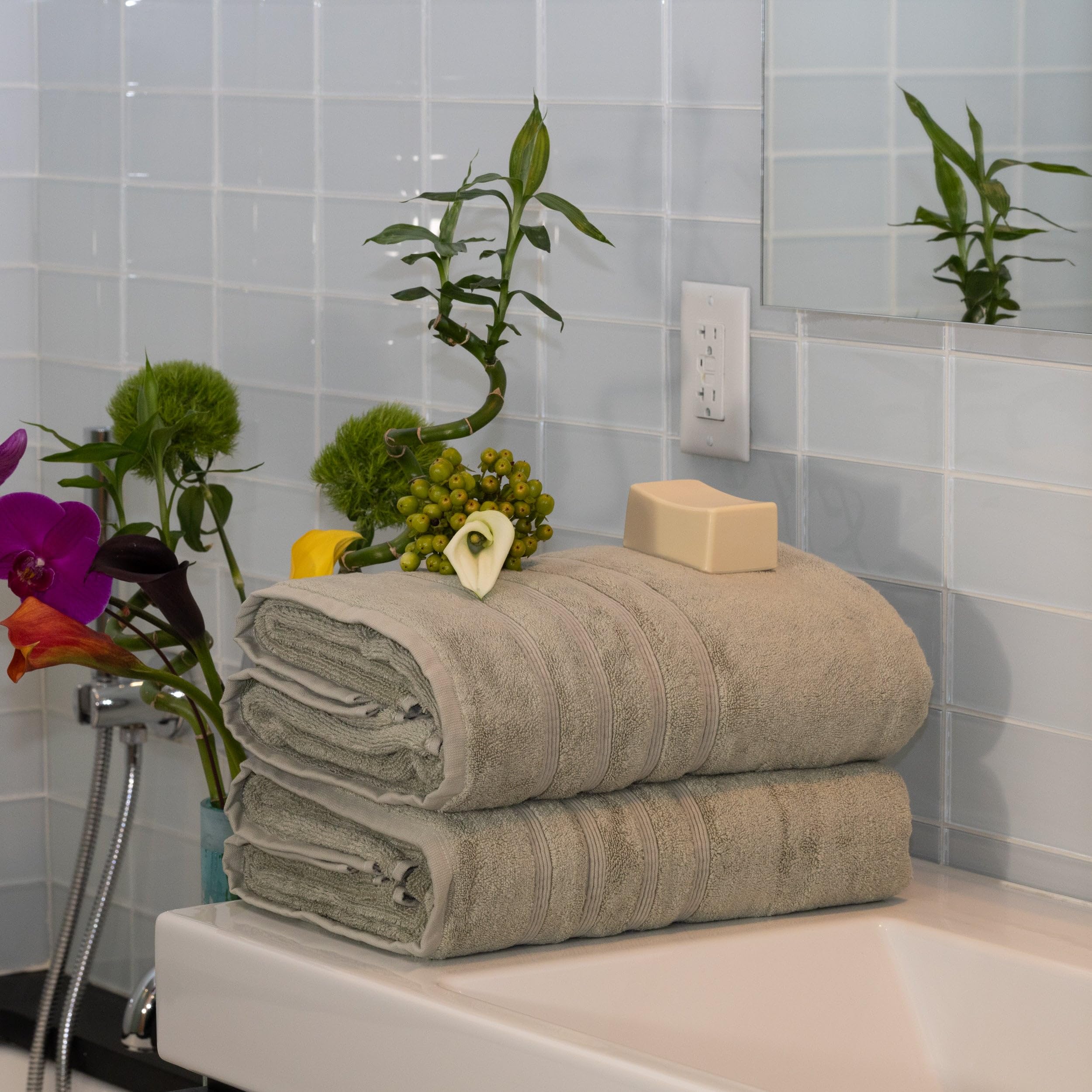 Premium Turkish Towels Set of 2 - 35x70 Inch Bath Sheets in Seagrass Green | 700 GSM Bamboo Viscose & Combed Cotton | Soft, Absorbent & Quick-Drying for Beach, Spa & Bathroom Use
