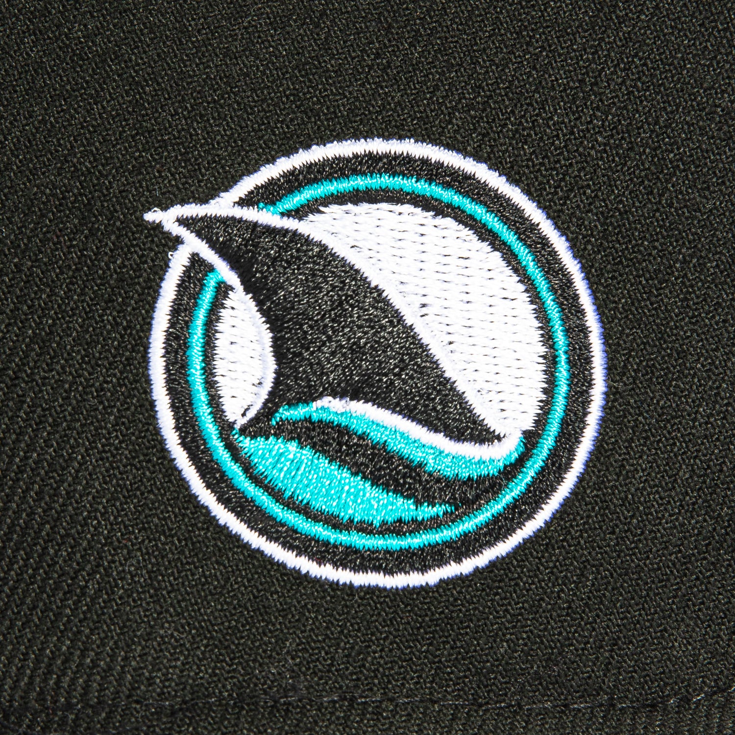 New Era 59Fifty San Jose Sharks Logo Patch Snapback Hat - Black NHL Hockey Cap for Men & Women - Perfect for Games, Fan Gear & Streetwear Fashion