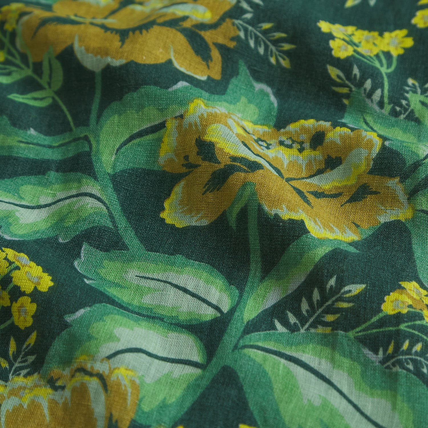 Margot Ruffle Valance - Elegant Forest Green Bed Skirt with Ruffled Trim for Twin, Queen & King Beds - Perfect for Bedroom Decor & Home Styling