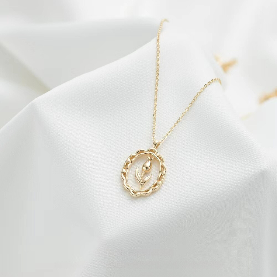Elegant Tulip Flower Pendant Necklace for Women - 18K Gold Plated Chain Jewelry Gift for Mother's Day, Anniversary & Valentine's Day | Perfect for Parties, Weddings & Everyday Wear | SX268
