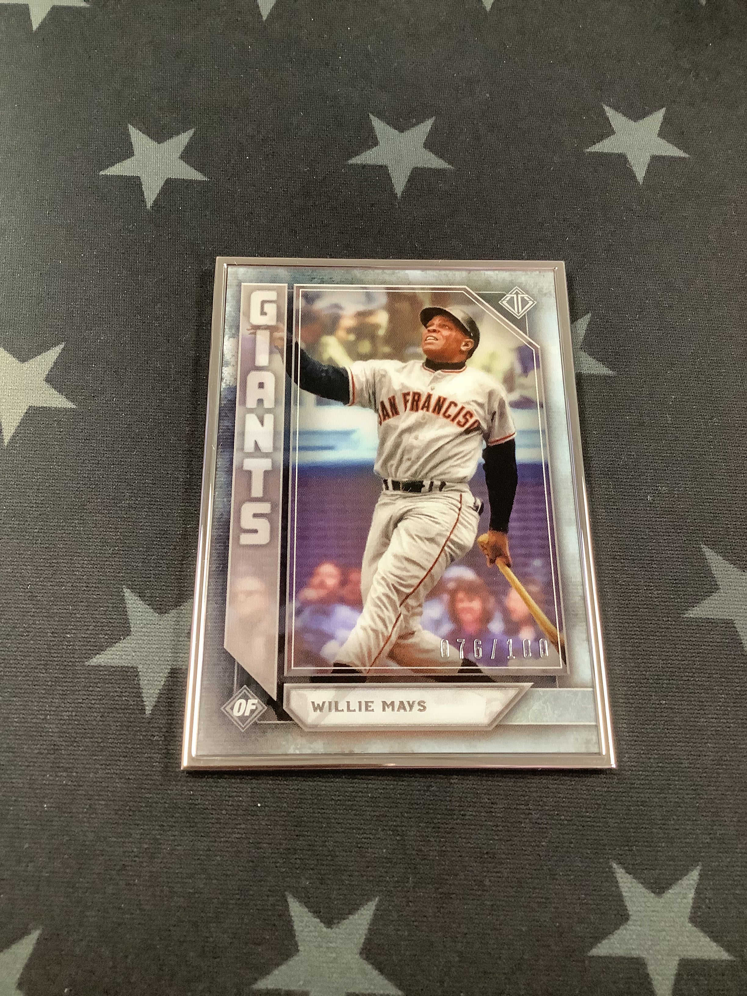2019 Willie Mays Transcendent Collection Baseball Card #43/100 - Rare Limited Edition for Collectors & Sports Memorabilia Fans - Perfect for Display, Investment & Gifting