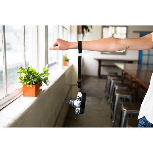 Peak Design Cuff Camera Wrist Strap (Black) - Secure & Comfortable DSLR/Mirrorless Camera Wrist Strap for Photographers - Perfect for Travel, Hiking & Outdoor Photography