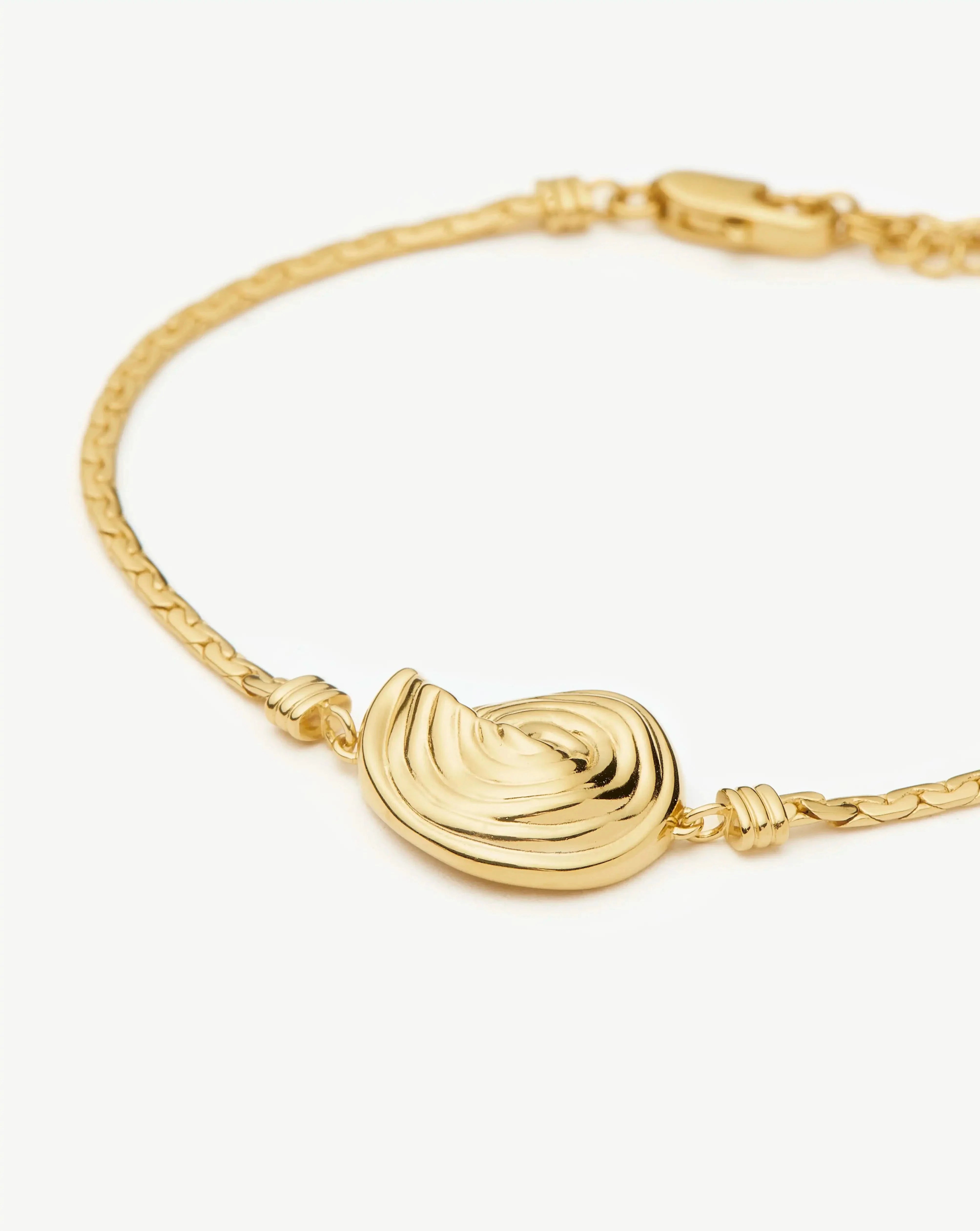 18k Gold Plated Spiral Cobra Chain Bracelet for Women - Trendy Boho Chic Jewelry for Casual Wear & Special Occasions